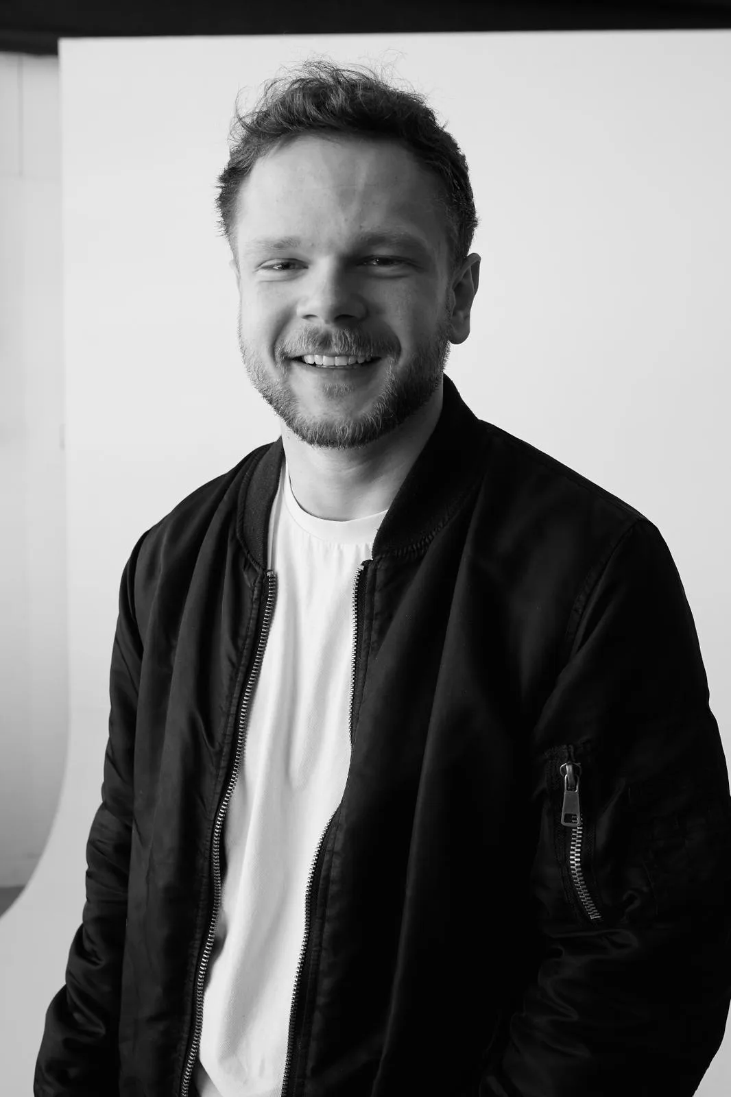 Patrick Rigl, Creative Stylist, černobílý studiový portrét